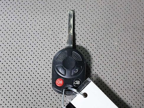 Used 2015 Ford Transit Connect Titanium image 40