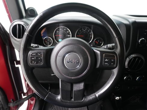 Used 2013 Jeep Wrangler Sport image 14