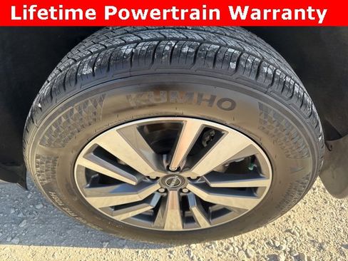 Used 2024 Nissan Pathfinder SL w/ Cargo Package image 12