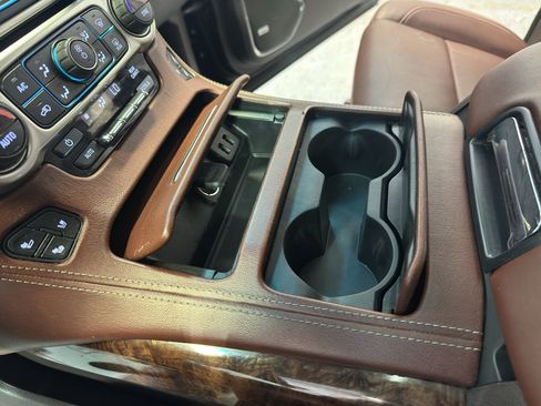 Used 2018 Chevrolet Tahoe Premier image 19