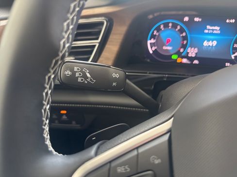 New 2026 Volkswagen Atlas SE image 16