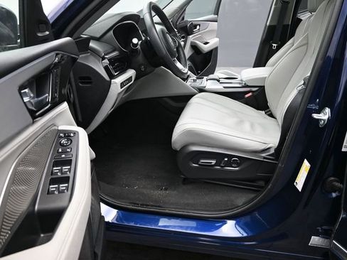 Used 2024 Acura MDX SH-AWD w/ Technology Package image 18