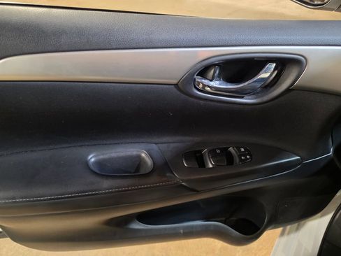 Used 2019 Nissan Sentra S FWD image 5