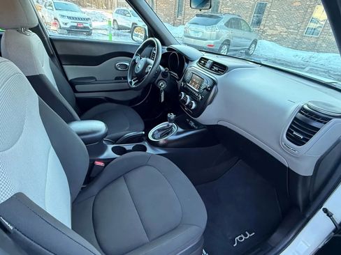 Used 2018 Kia Soul image 30