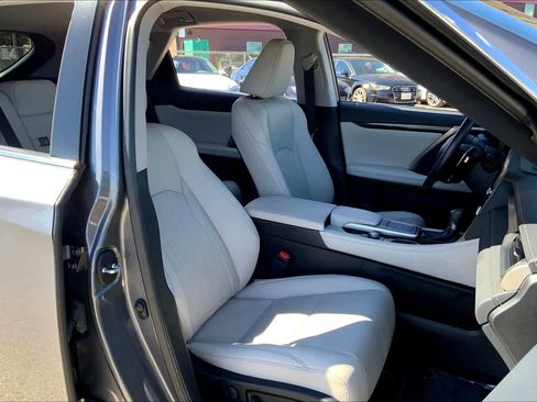 Used 2022 Lexus RX 350 FWD image 8