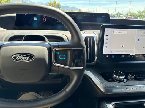 Used 2026 Ford Expedition Tremor AWD/4WD image 28