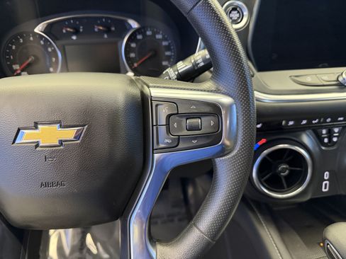 Used 2024 Chevrolet Blazer LT w/ Convenience Package FWD image 16