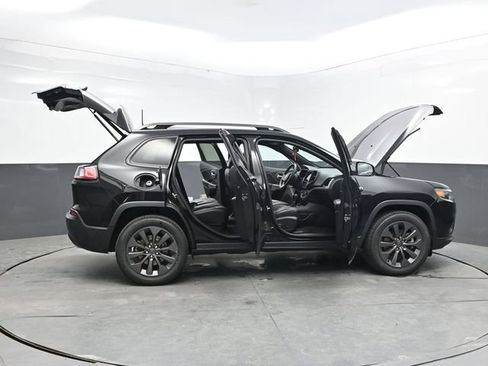 Used 2021 Jeep Cherokee Latitude Lux 80th Anniv w/ Quick Order Package 26U 80TH AWD/4WD image 40