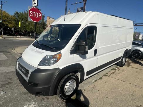 Used 2019 RAM ProMaster 2500 w/ Interior Convenience Group image 2