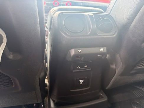 Used 2020 Jeep Wrangler Unlimited Rubicon AWD/4WD image 25