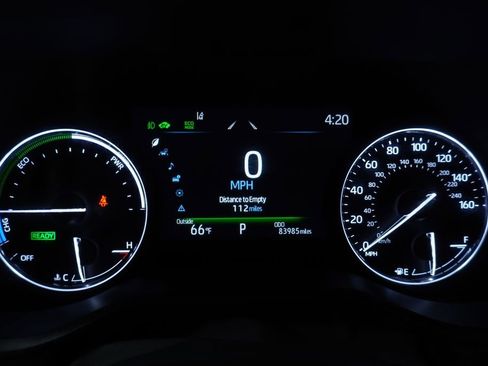 Used 2021 Toyota Sienna Limited image 36