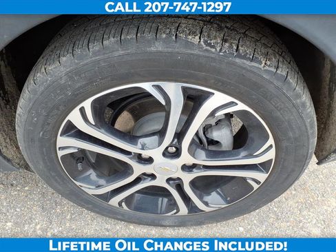 Used 2021 Chevrolet Bolt Premier w/ Infotainment Package image 9