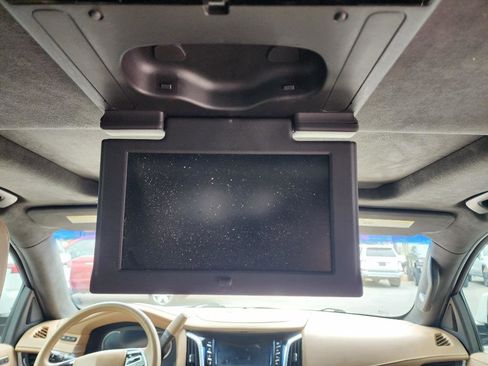 Used 2019 Cadillac Escalade Platinum AWD/4WD image 13