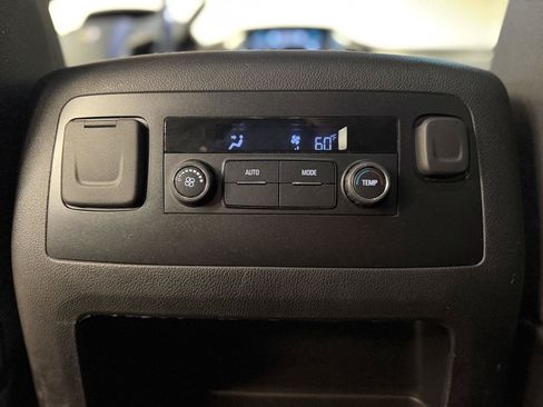 Used 2019 Chevrolet Tahoe LS AWD/4WD image 28