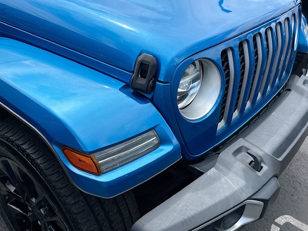 Certified 2021 Jeep Wrangler Unlimited Sahara w/ Dual Top Group AWD/4WD image 5