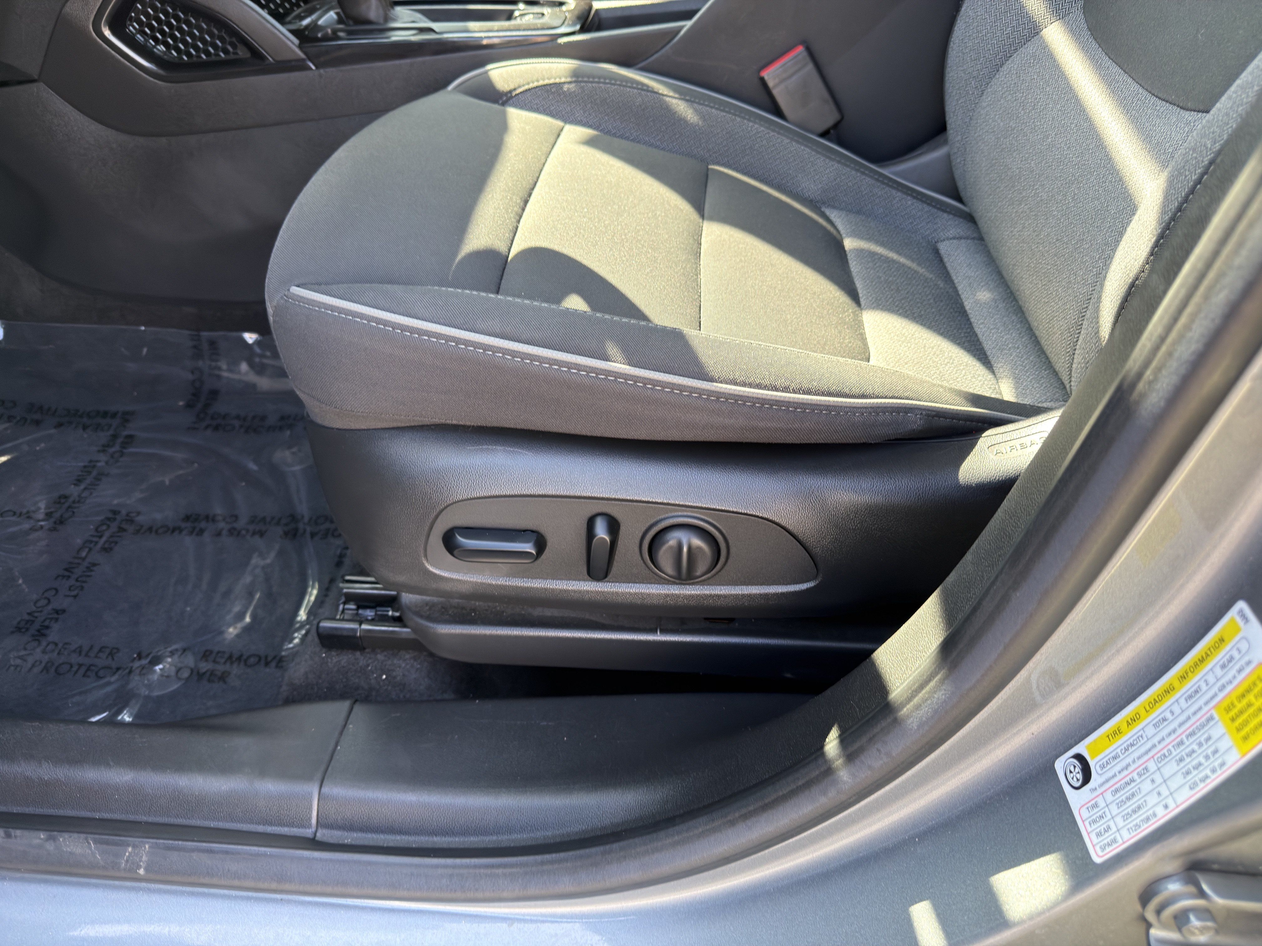 Used 2023 Chevrolet TrailBlazer LT FWD image 24