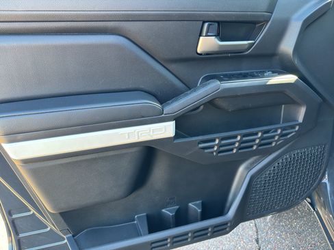 Used 2024 Toyota Tacoma TRD Off-Road image 18