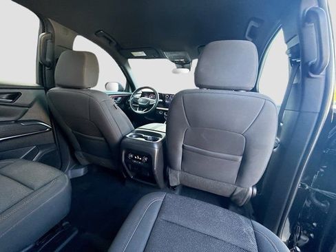 Used 2024 Chevrolet Traverse Z71 AWD/4WD image 26