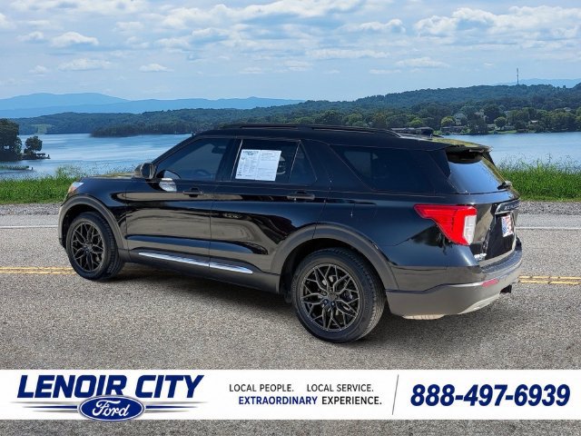 Used 2020 Ford Explorer XLT w/ Equipment Group 202A AWD/4WD image 5