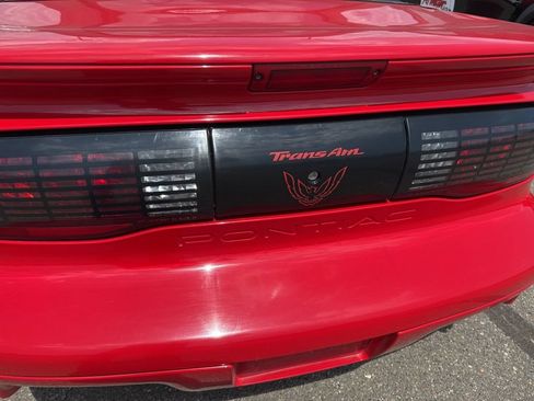 Used 1995 Pontiac Firebird Trans Am RWD image 5