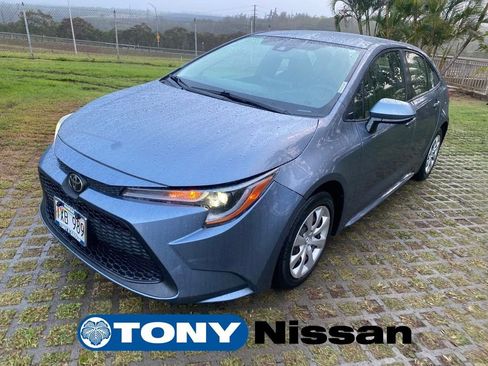 Used 2020 Toyota Corolla LE image 3