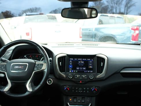 Used 2018 GMC Terrain Denali w/ Advanced Safety Package image 19