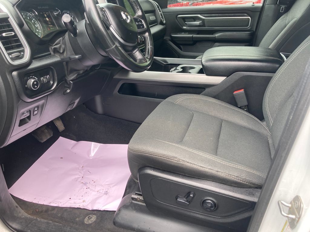 Used 2019 RAM 1500 Big Horn AWD/4WD image 12