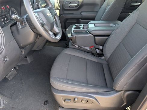 Used 2024 Chevrolet Silverado 1500 Custom image 14