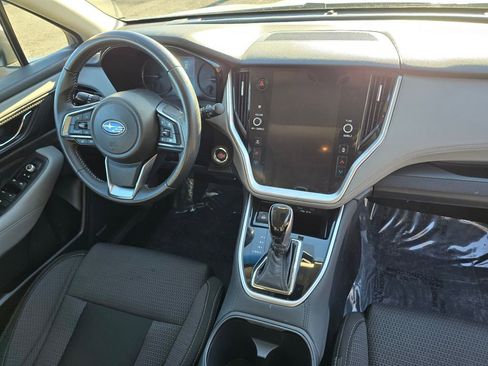 Used 2020 Subaru Outback Premium image 11