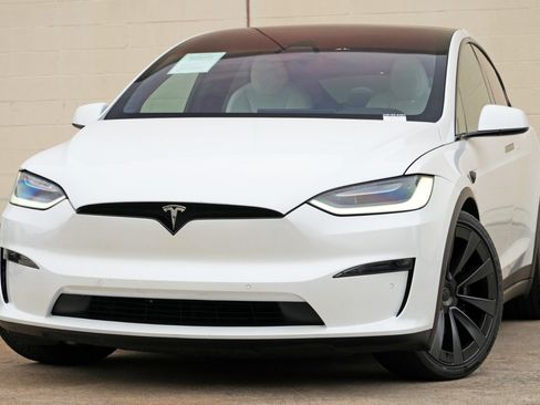 Used 2022 Tesla Model X AWD/4WD image 3