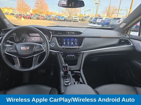 Used 2025 Cadillac XT5 Premium Luxury image 13
