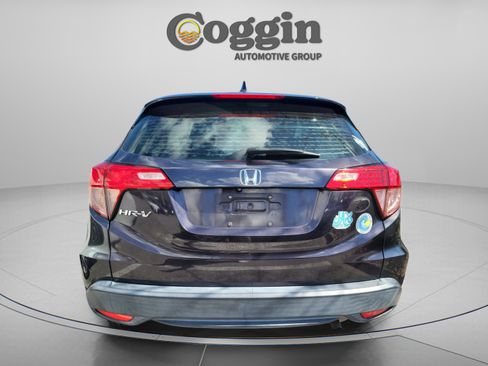 Used 2018 Honda HR-V LX image 6