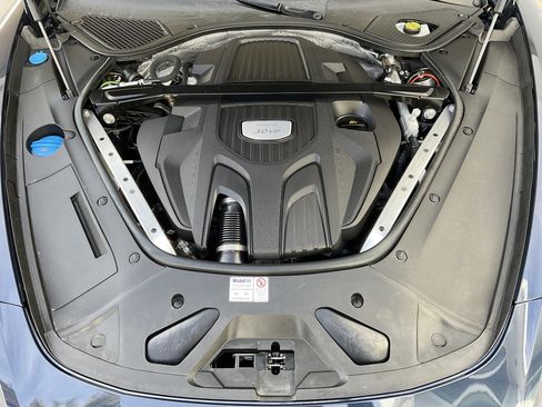 Used 2019 Porsche Panamera 4 image 30