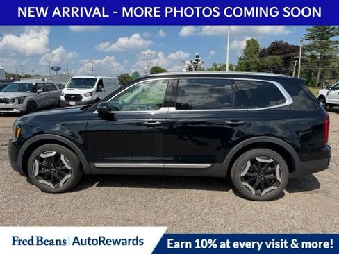 Used 2023 Kia Telluride S w/ S Sunroof Package AWD/4WD image 4