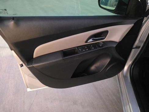 Used 2015 Chevrolet Cruze LT FWD image 49