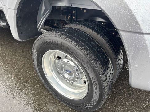 Used 2024 Ford F450 XLT w/ 360-Degree Camera Package image 11