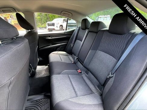 Used 2025 Toyota Camry LE FWD image 6