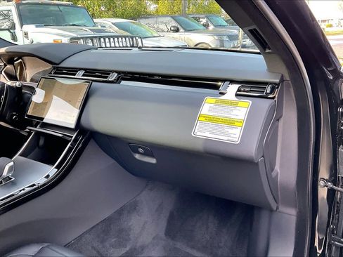 New 2026 Land Rover Range Rover Velar S image 28