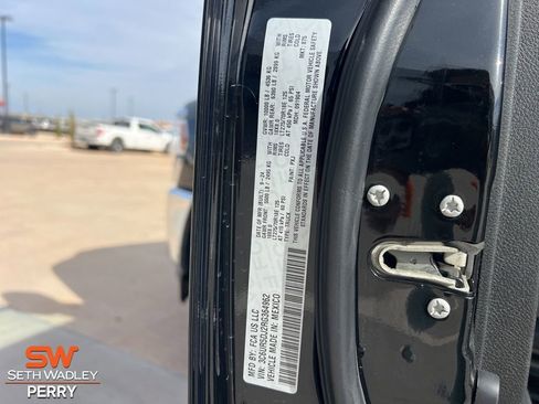 Used 2024 RAM 2500 Big Horn image 25