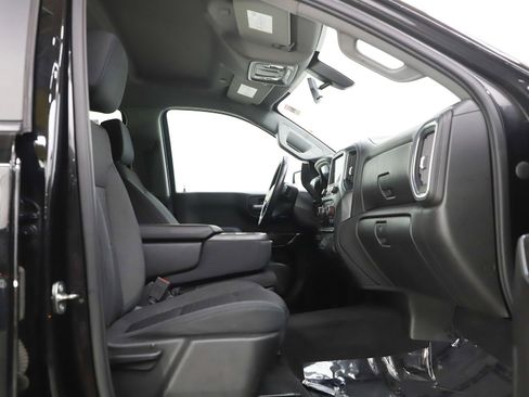 Used 2020 Chevrolet Silverado 1500 RST image 12