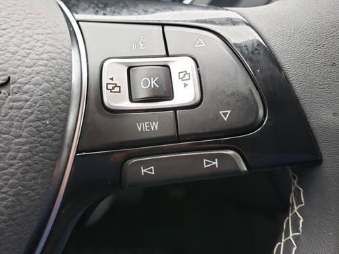 Used 2021 Volkswagen Tiguan SE AWD/4WD image 22