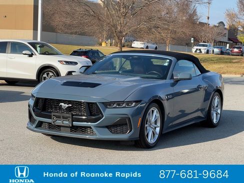 Used 2024 Ford Mustang GT Premium image 2