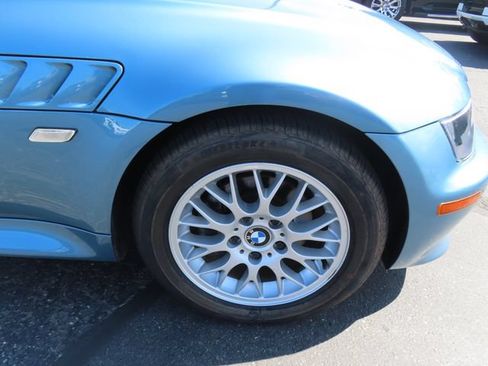 Used 2002 BMW Z3 2.5i RWD image 11