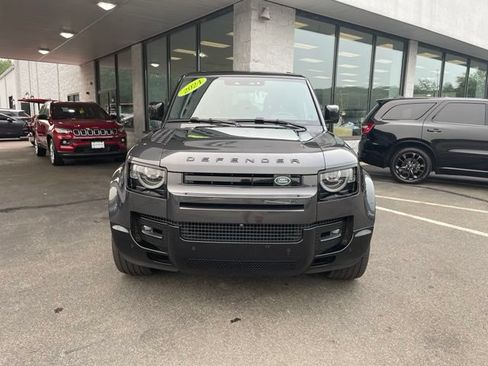Used 2024 Land Rover Defender 110 X-Dynamic SE AWD/4WD image 2