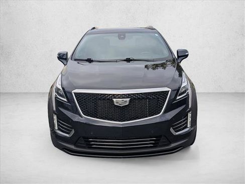 Used 2021 Cadillac XT5 Sportv image 2