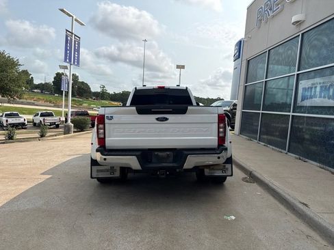 Used 2022 Ford F350 Lariat w/ Lariat Ultimate Package AWD/4WD image 6
