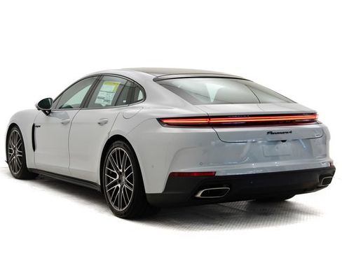 Certified 2025 Porsche Panamera 4 E-Hybrid AWD/4WD image 3