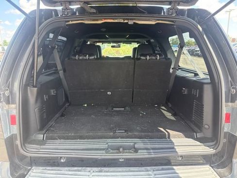 Used 2015 Lincoln Navigator L 4WD image 29