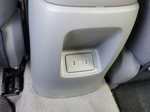 Certified 2025 Hyundai Elantra SEL image 19