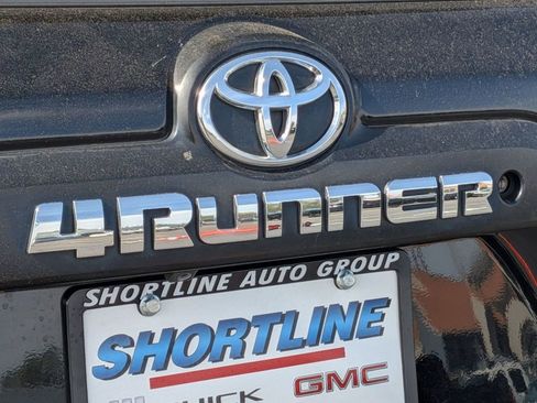 Used 2019 Toyota 4Runner TRD Off-Road Premium AWD/4WD image 11